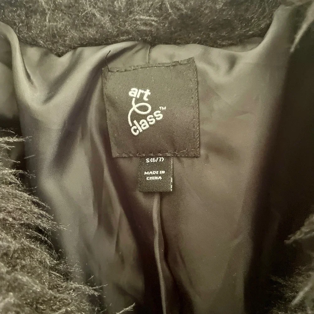 Art Class Kids Black Shaggy Faux Fur Notched‎ Lapel Mid Length Coat Size S 6/7
